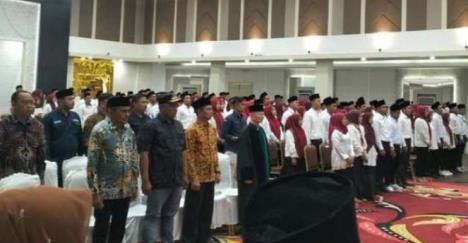 Mendekati Pemilihan Kepala Daerah 2024, Anggota PPS Dharmasraya Dilantik di Auditorium Kantor Bupati