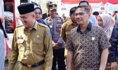Sekda H. Adlisman Himbau Masyarakat Kabupaten Dharmasraya Ramaikan Adhyaksa Fair